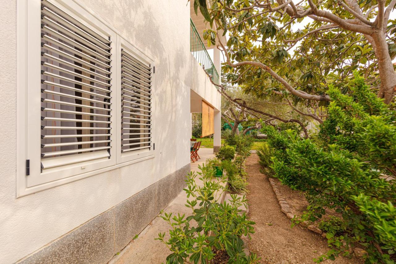 Apartment โพรไมนา ภายนอก รูปภาพ