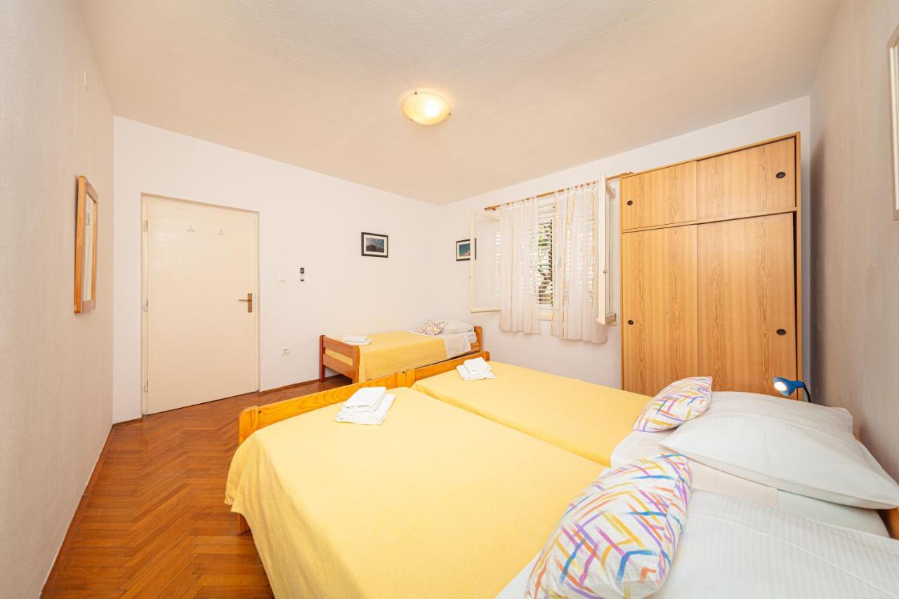 Apartment โพรไมนา ภายนอก รูปภาพ